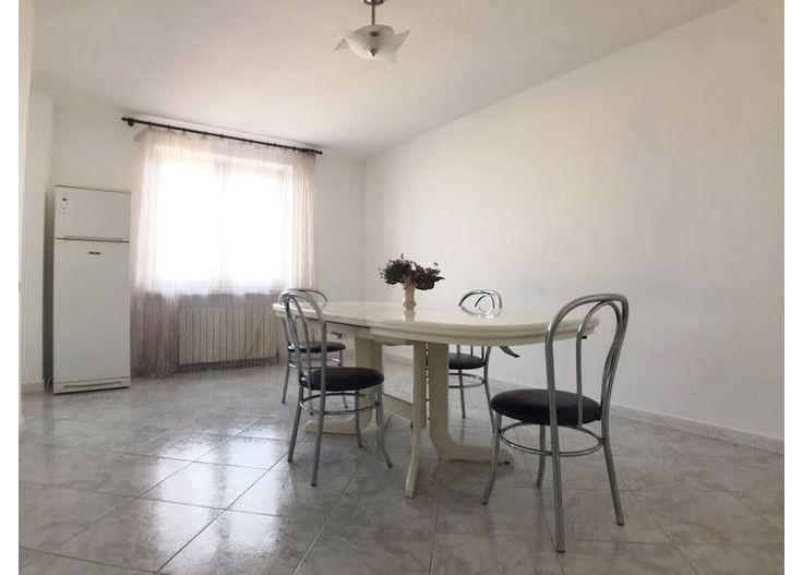 e640968b-f686-4642-81ab-334e99c80454