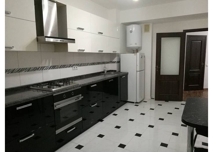 e8d3754b-4548-4b6c-9530-094f8685cae0